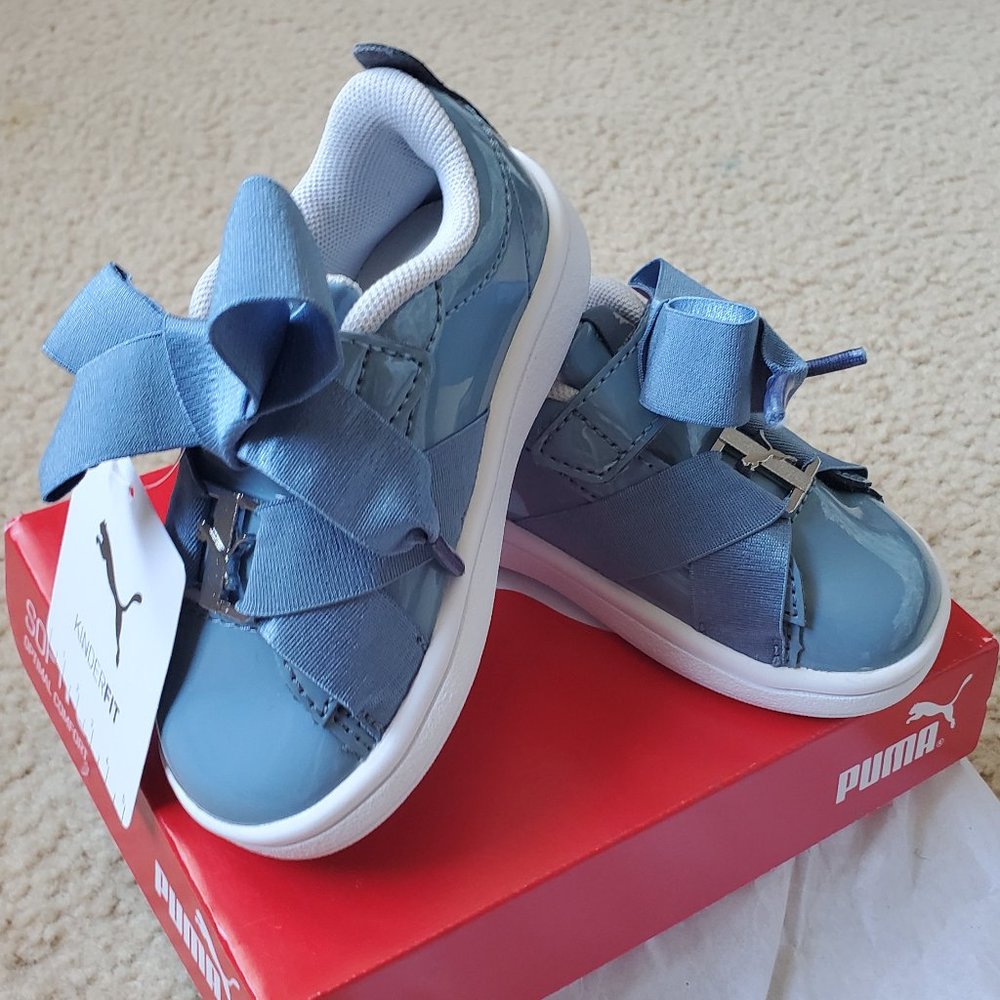 NWT Kids Puma Smash v2 BKLP Patent AC - Blue